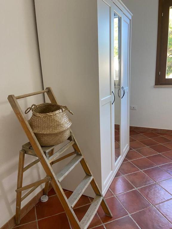 Dettagli di design e arredamento nella camera da letto principale